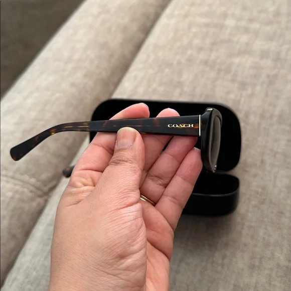 Coach sunglasses - Picture 2 of 10